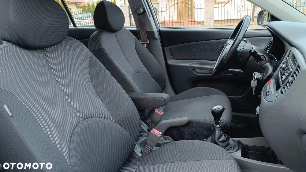 Kia Rio 1.5 SLX - 14