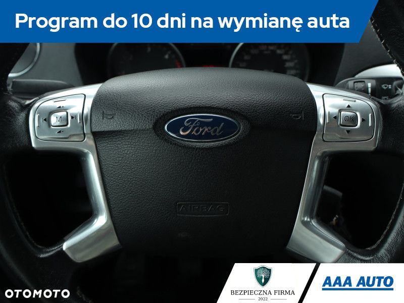 Ford S-Max - 20