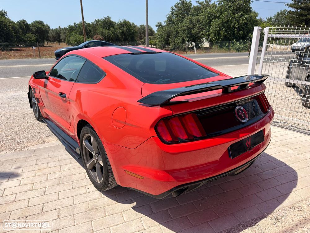 Ford Mustang 5.0 Ti-VCT GT Aut. - 4