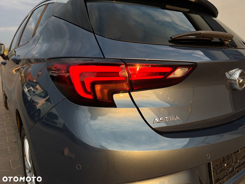 Opel Astra 1.4 T GPF Dynamic S&S - 32