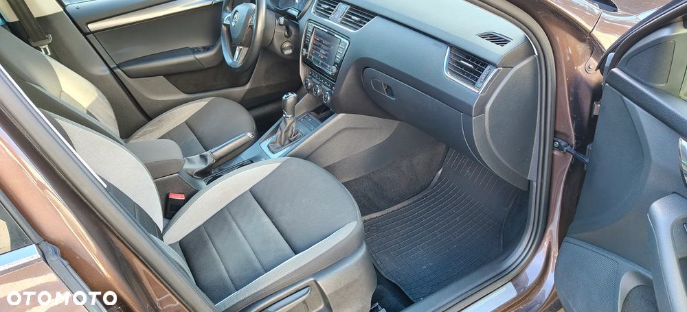 Skoda Octavia 1.8 TSI 4x4 DSG Style - 9