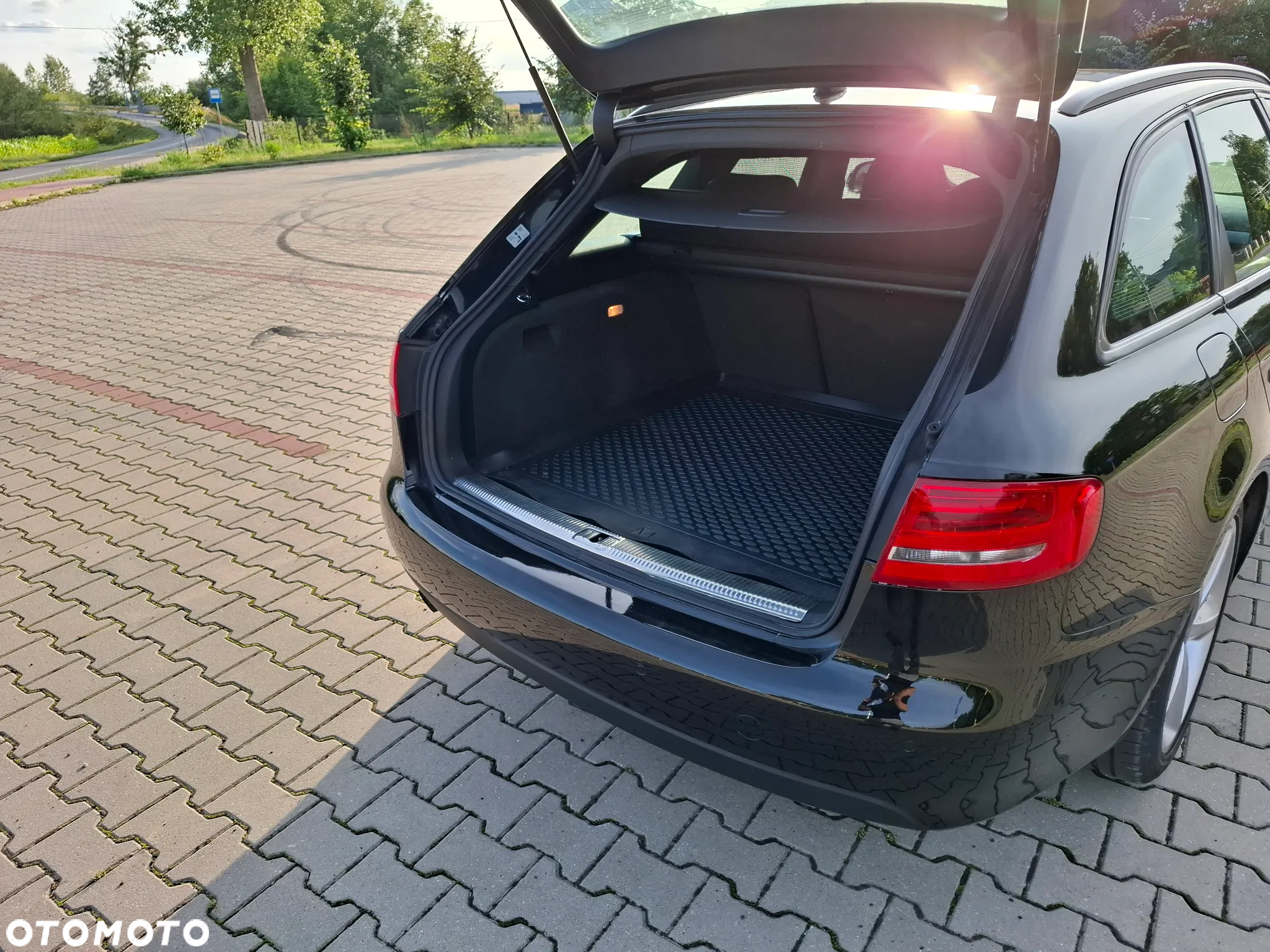 Audi A4 Avant 2.0 TDI DPF S line Sportpaket - 15