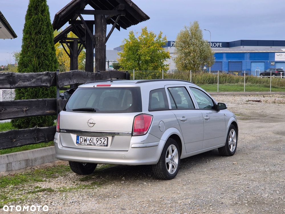 Opel Astra - 4