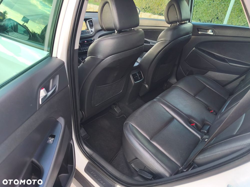 Hyundai Tucson 1.6 GDi 2WD Select - 15