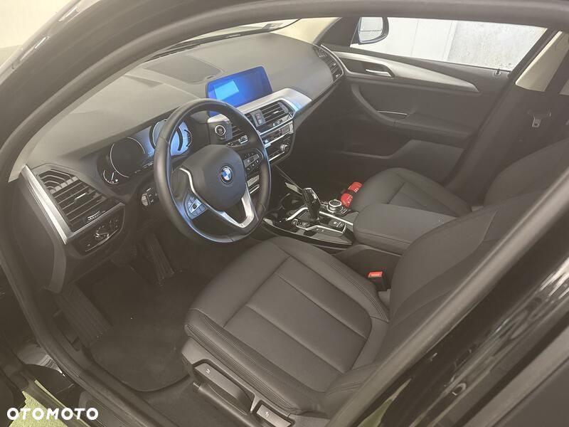 BMW X3 xDrive20i GPF - 10