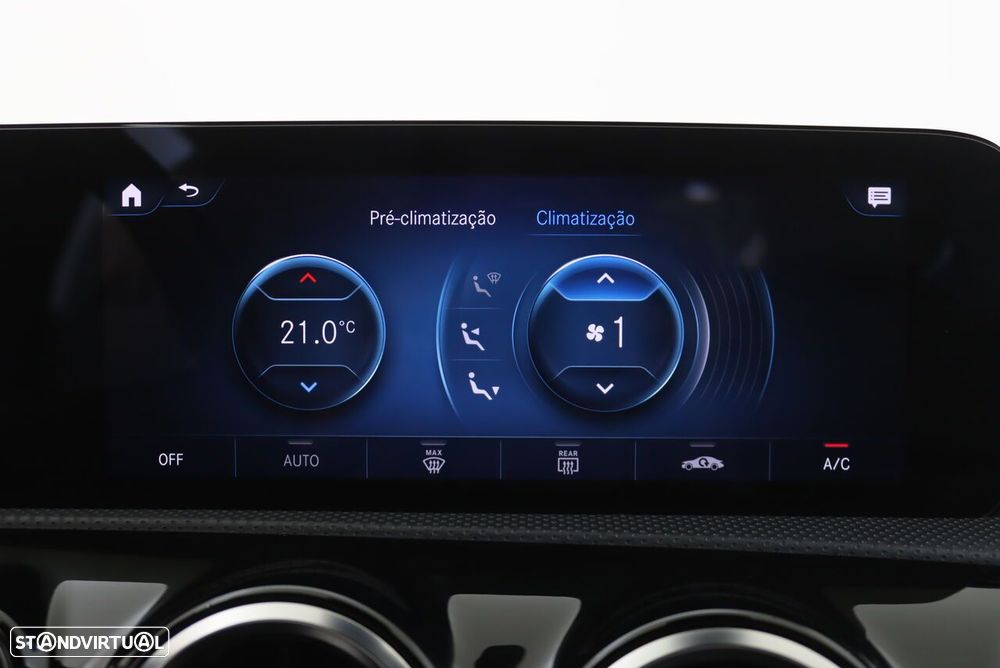 Mercedes-Benz A 250 Limousine - 38