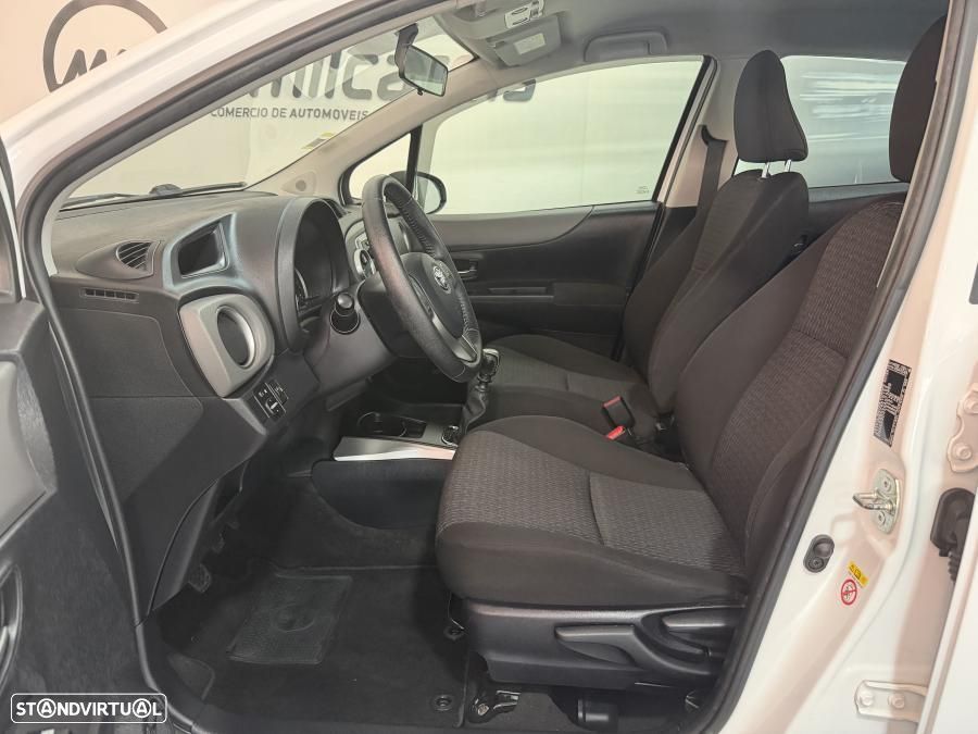 Toyota Yaris 1.4 D-4D Comfort+P.Style - 10
