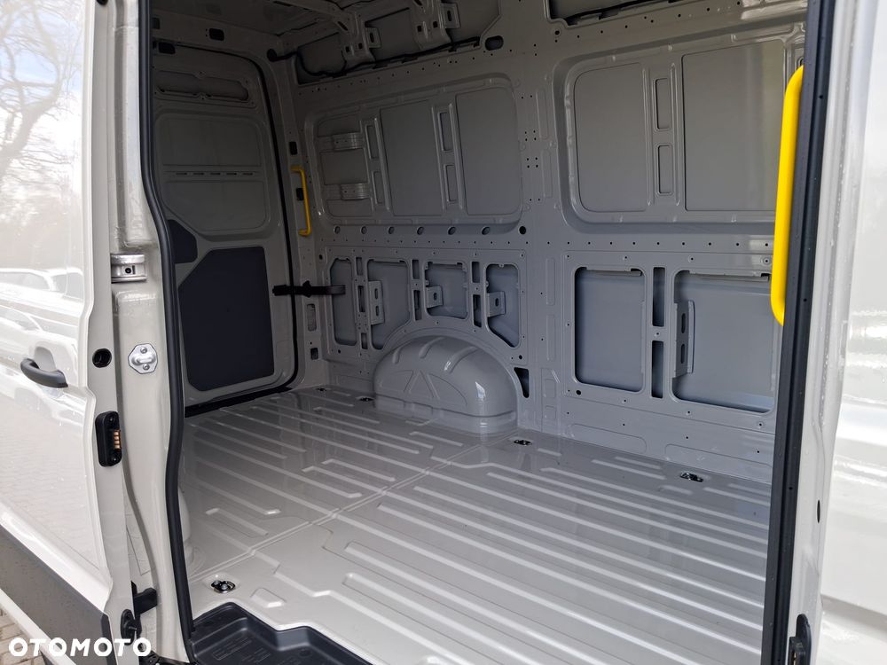 Volkswagen Crafter - 10