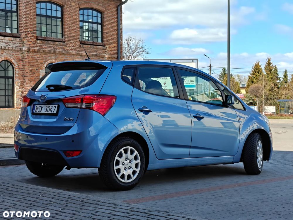 Hyundai ix20 - 10