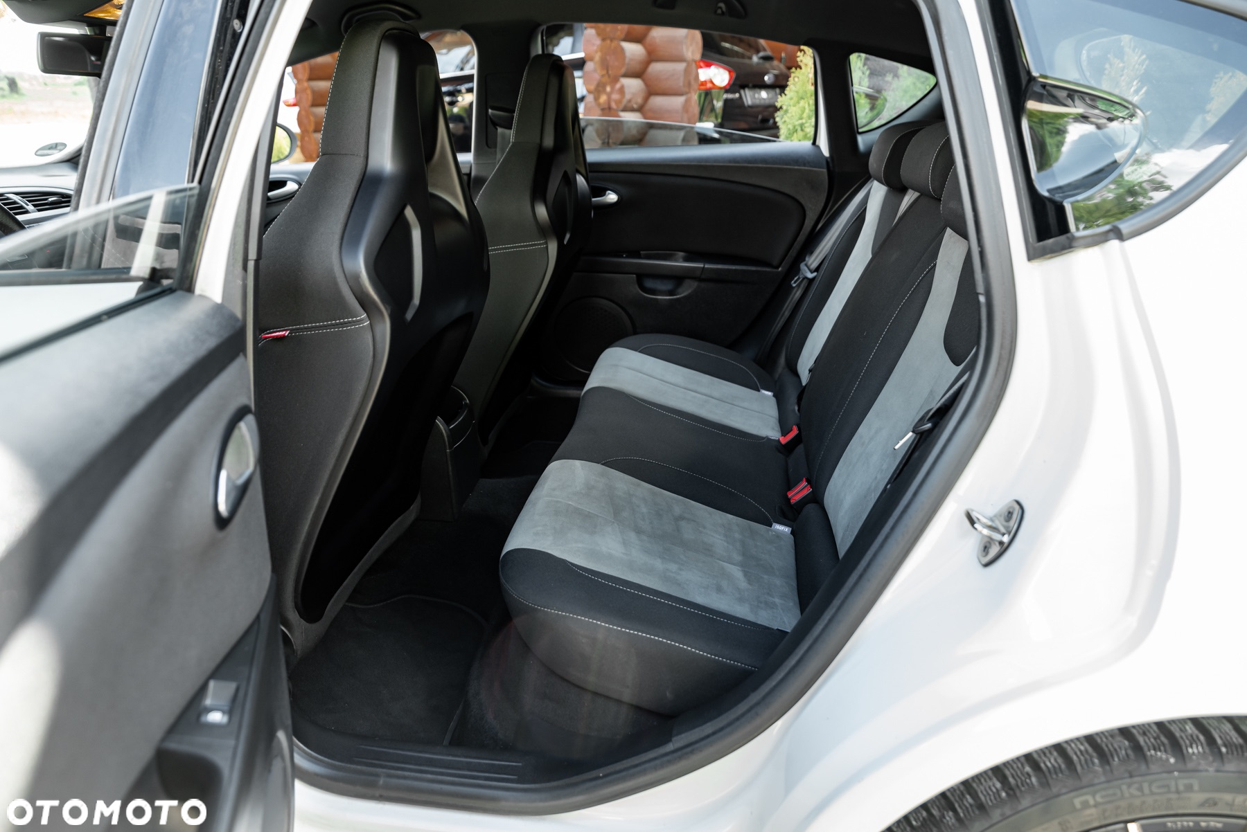 Seat Leon 2.0 TSI Cupra R - 21