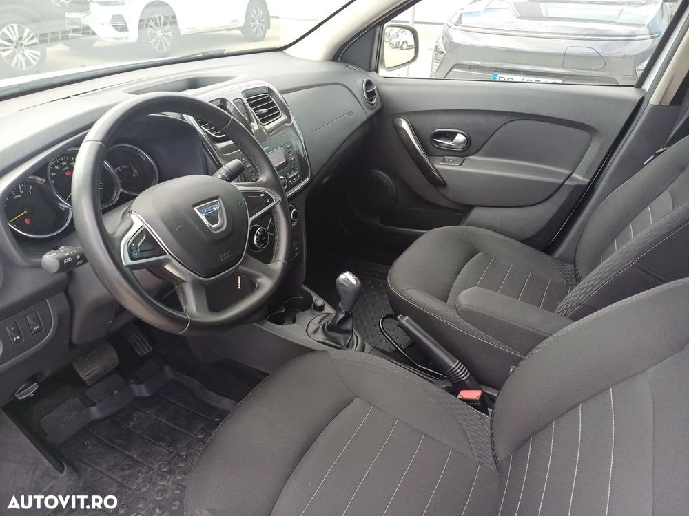 Dacia Logan TCe 90 CVT Comfort - 11