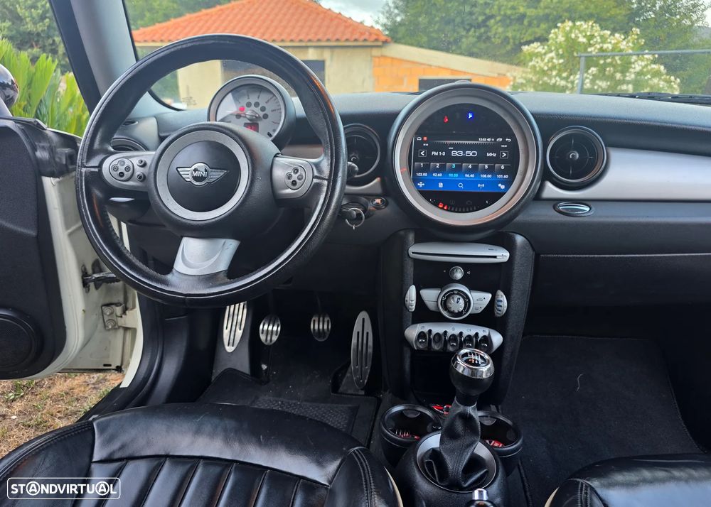 MINI 3 Portas Cooper D - 15