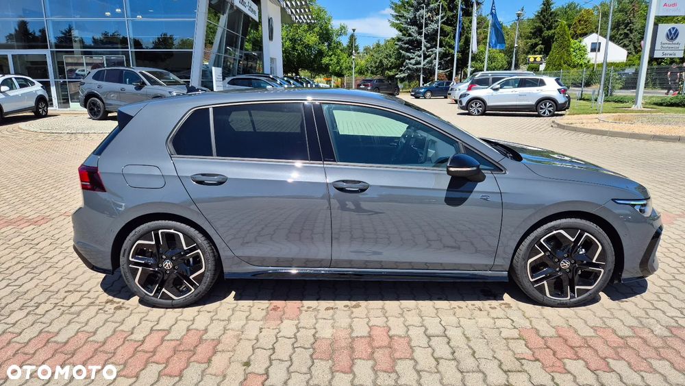 Volkswagen Golf 1.5 eTSI mHEV R-Line Plus DSG - 4