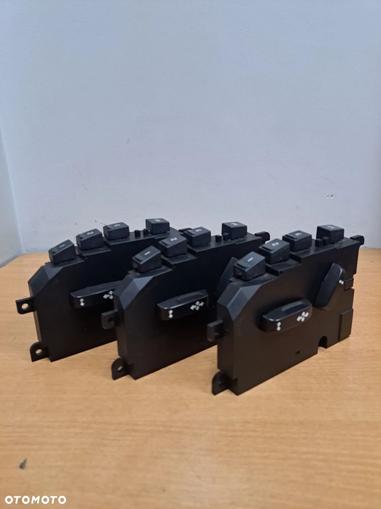 VOLVO V50 S40 S60 V60 S80 V70 XC70 II PANEL REGULACJI FOTELA LEWY 30797728 - 1