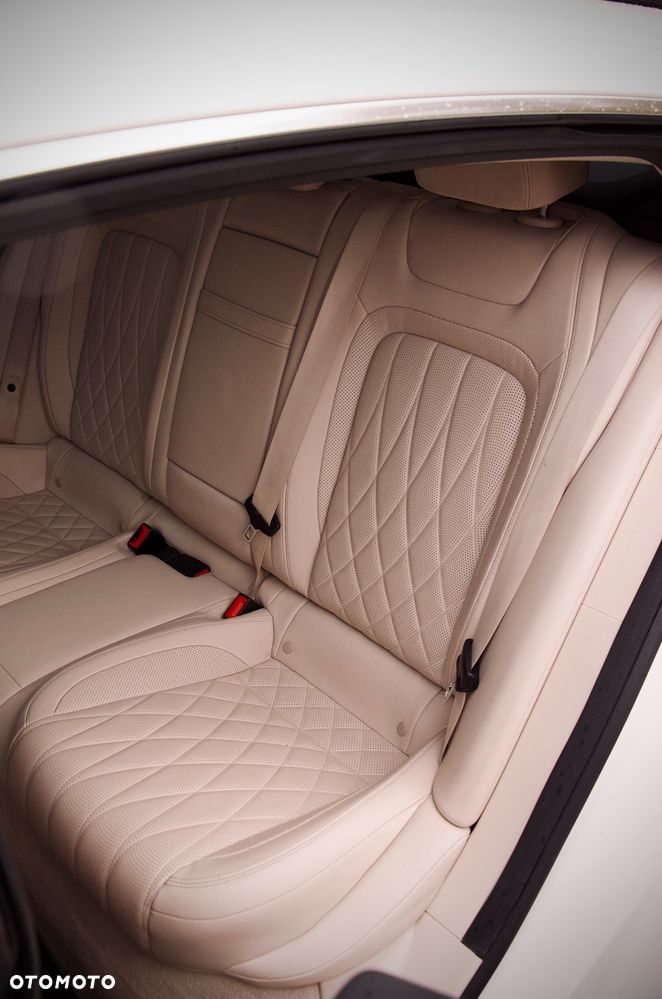 Mercedes-Benz AMG GT 43 4-Matic+ - 19