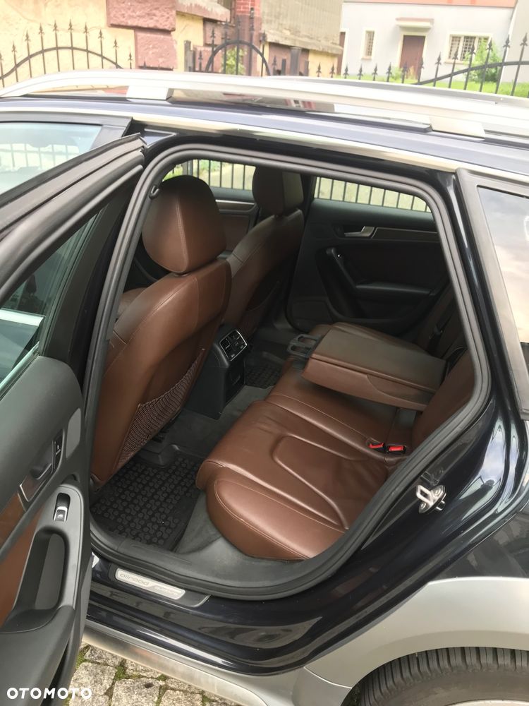 Audi A4 Allroad - 14