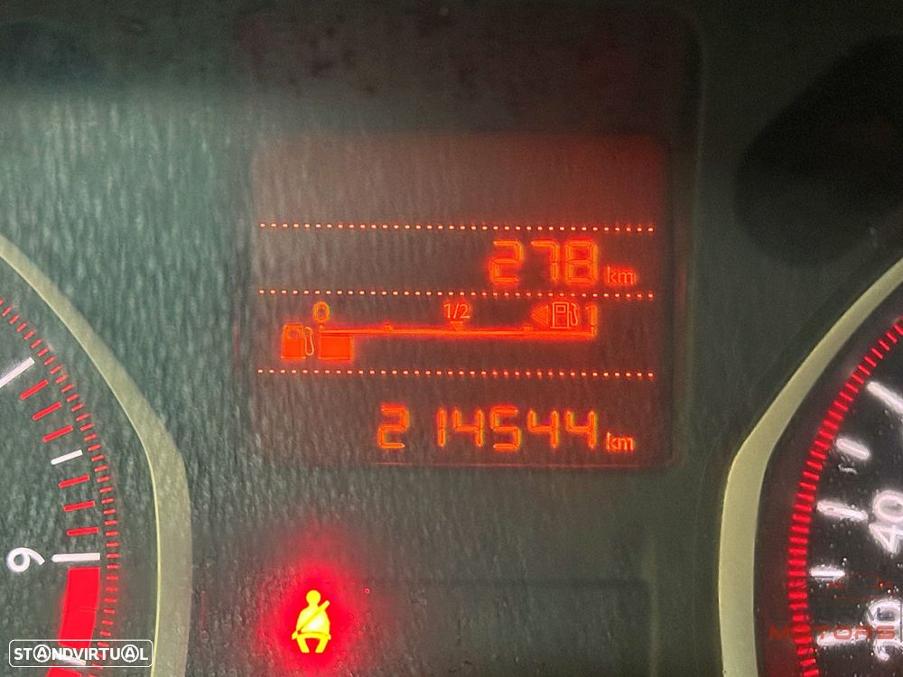 Citroën C-Elysée 1.2 PureTech Feel - 25