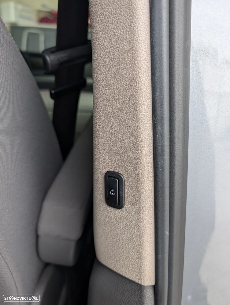 VW Multivan 1.4 TSI e-Hybrid Style DSG - 24