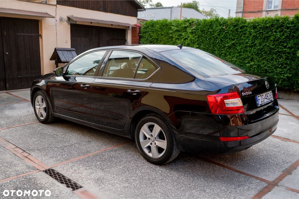 Skoda Octavia 1.6 TDI Ambition - 2
