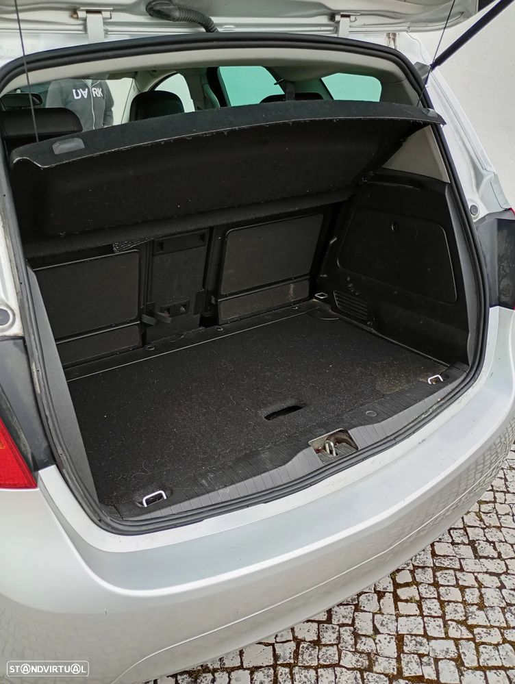 Opel Meriva 1.4 Twinport Cosmo - 9