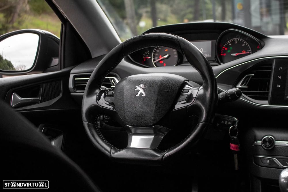 Peugeot 308 SW BlueHDi 100 Stop & Start Access - 27