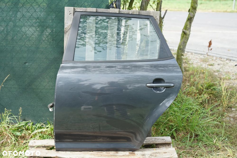 Drzwi tył tylne lewe Kia Cee'd I Kombi 5K