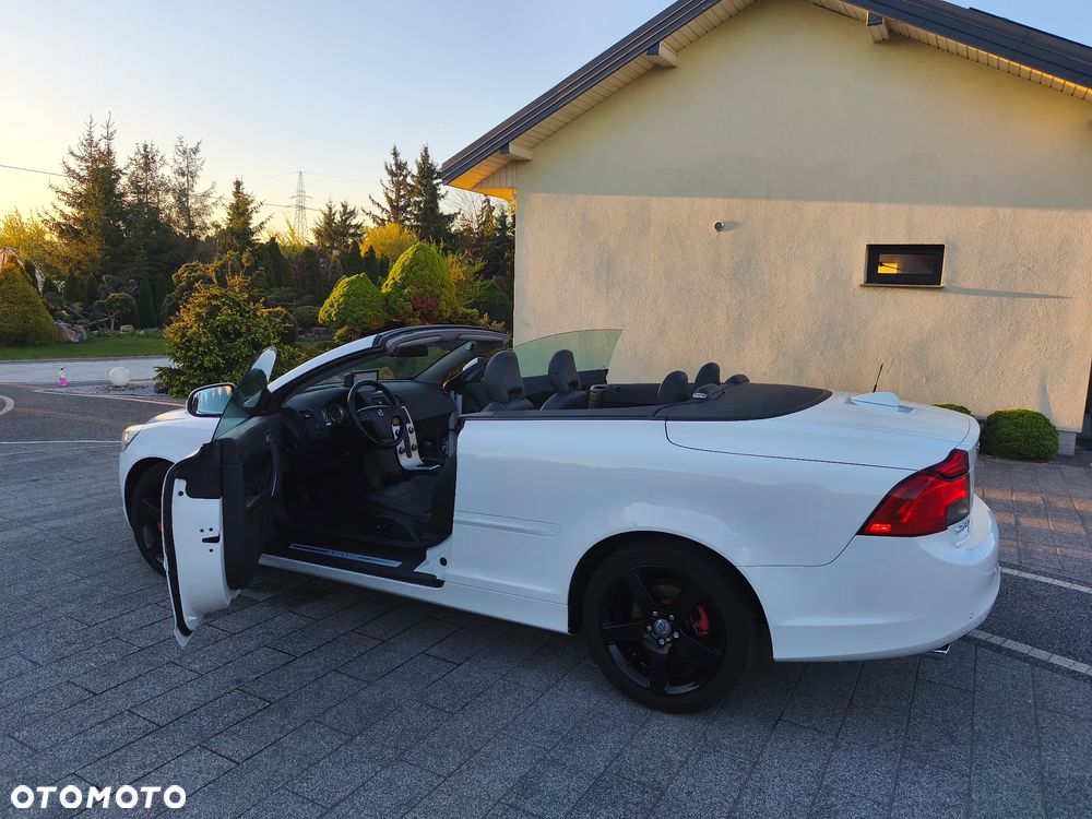 Volvo C70 D3 Summum - 32