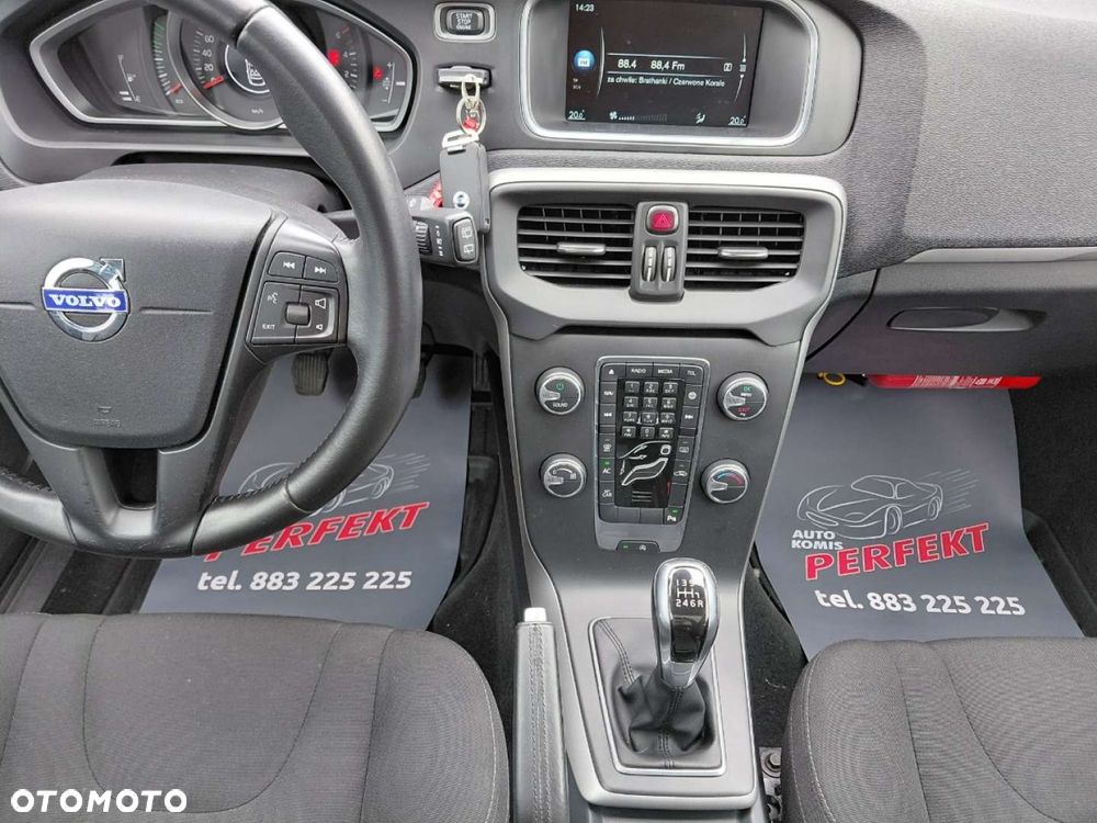 Volvo V40 - 19