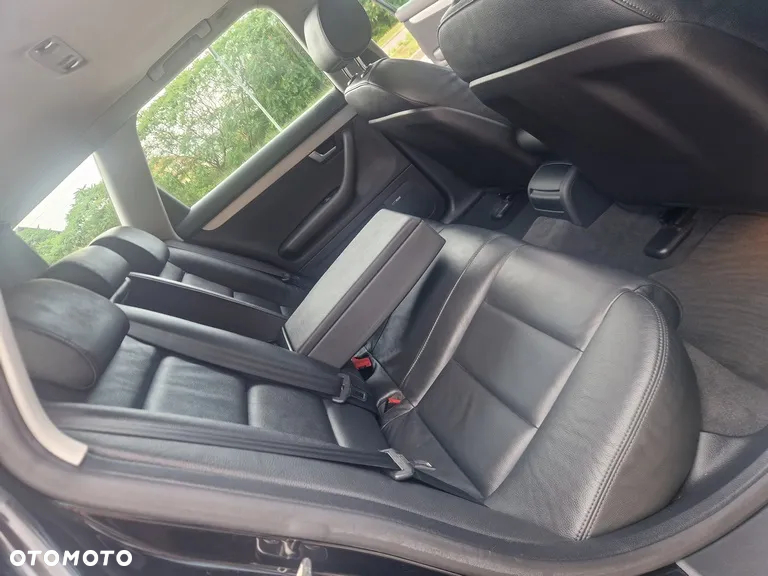 Audi A4 Avant 1.8 T - 9