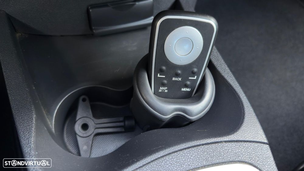 Renault Clio 1.2 TCE Dynamique S - 23