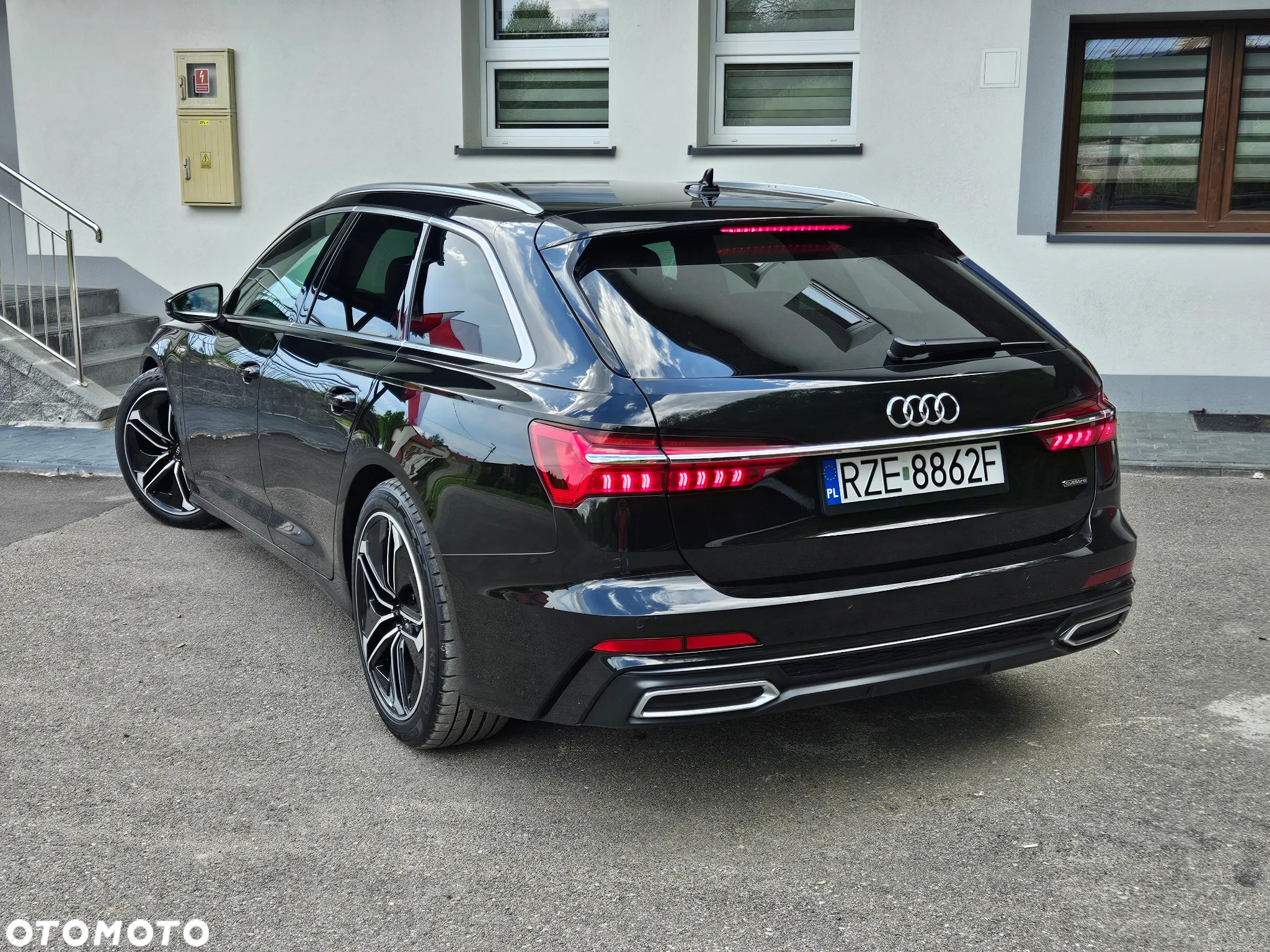Audi A6 Avant 40 TDI quattro S tronic S line - 27