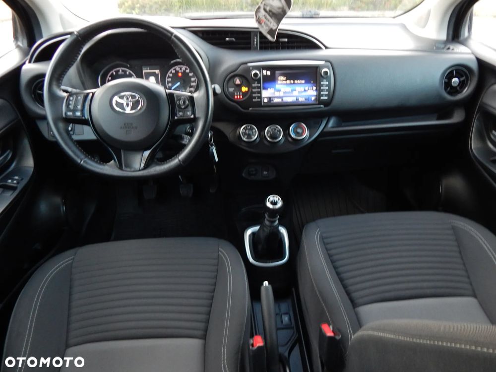 Toyota Yaris 1.5 Selection - 8