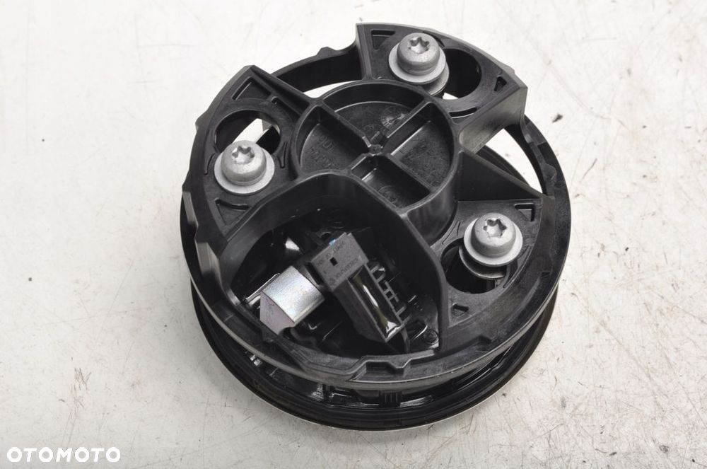 BMW X2 F39 ZAMEK ZNACZEK LOGO EMBLEMAT TYŁ 7436404 - 2