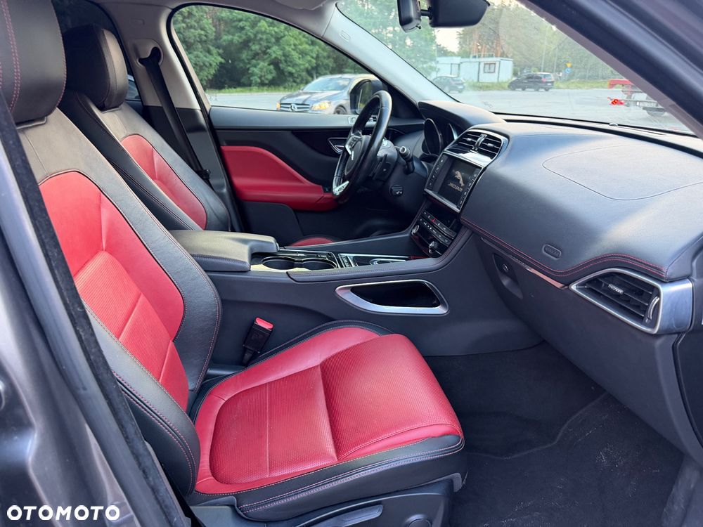 Jaguar F-Pace 2.0 i4D AWD R-Sport - 10