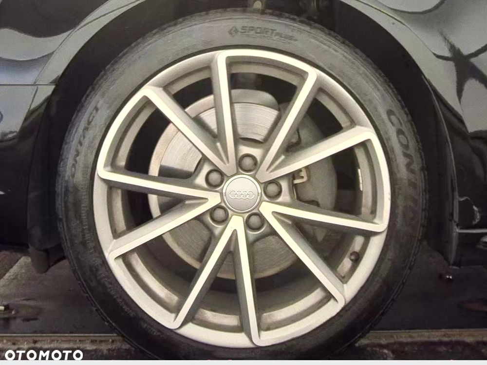 Audi A4 Limousine - 17