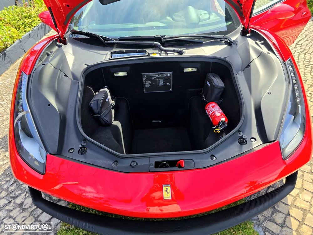 Ferrari 488 - 15
