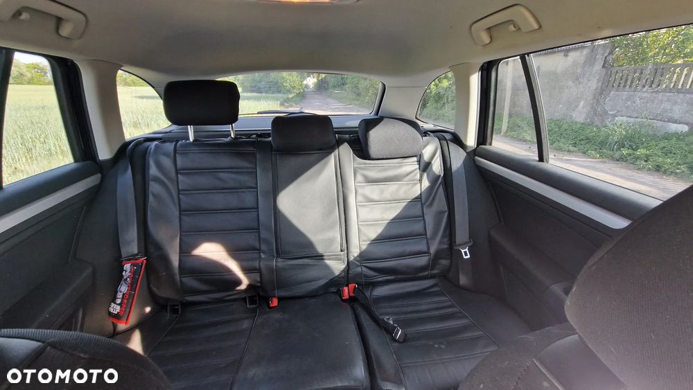 Skoda Superb 2.0 TDI DSG Comfort - 2