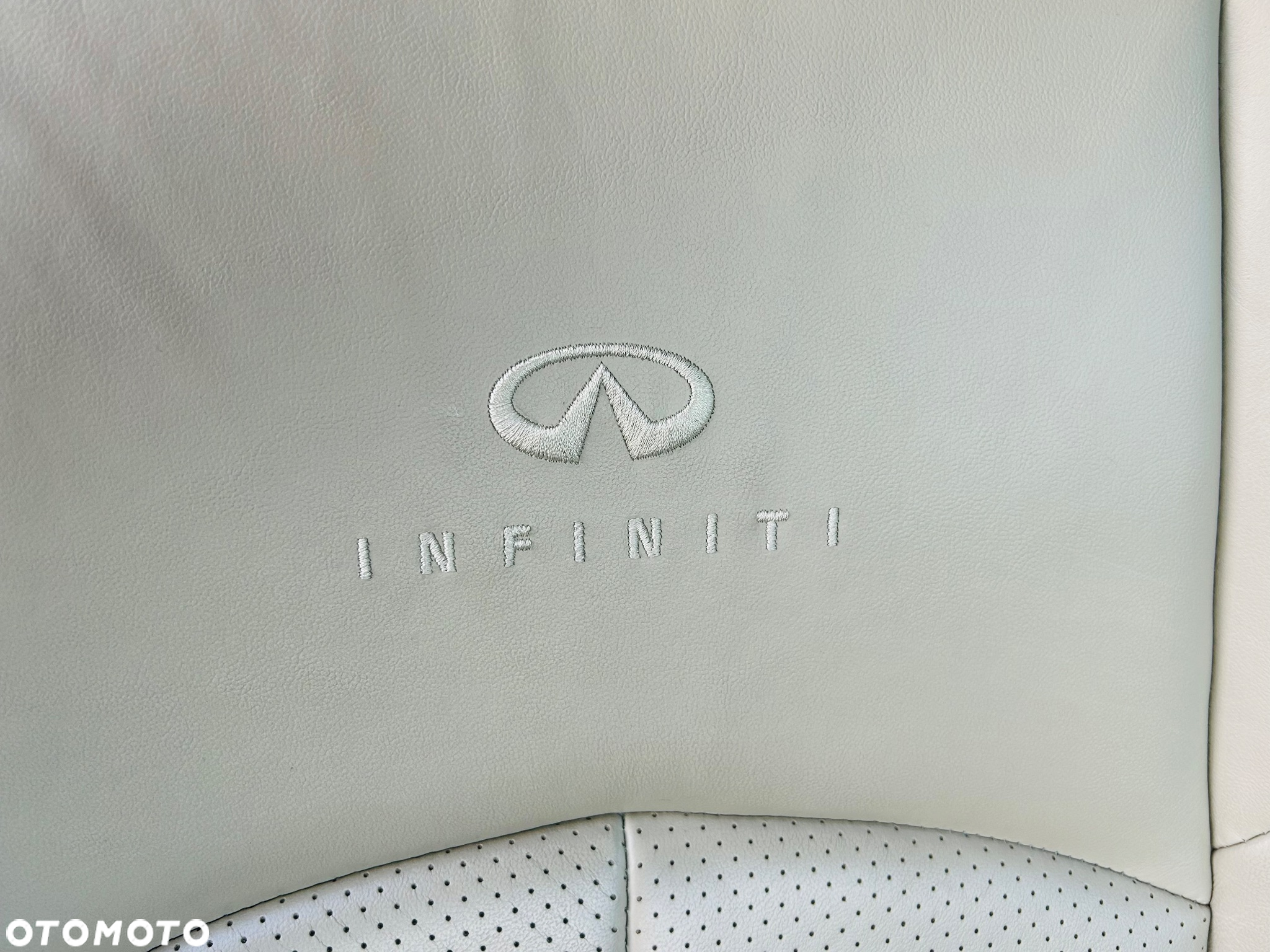 Infiniti G G37 AWD - 29