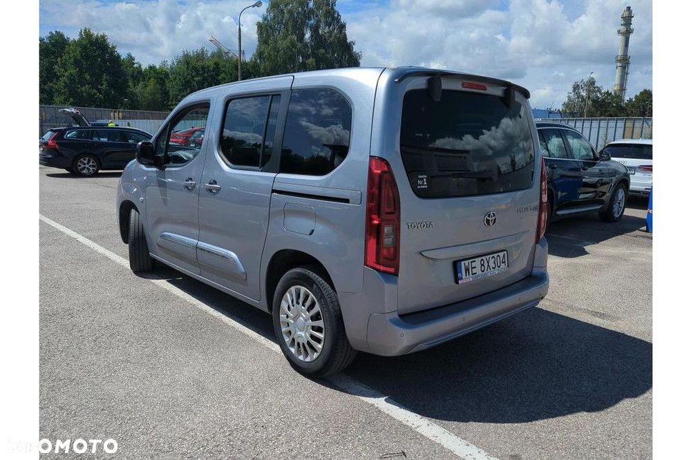 Toyota Proace Verso - 2