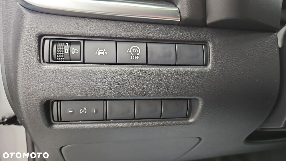 Nissan Qashqai 1.3 DIG-T mHEV Tekna - 18
