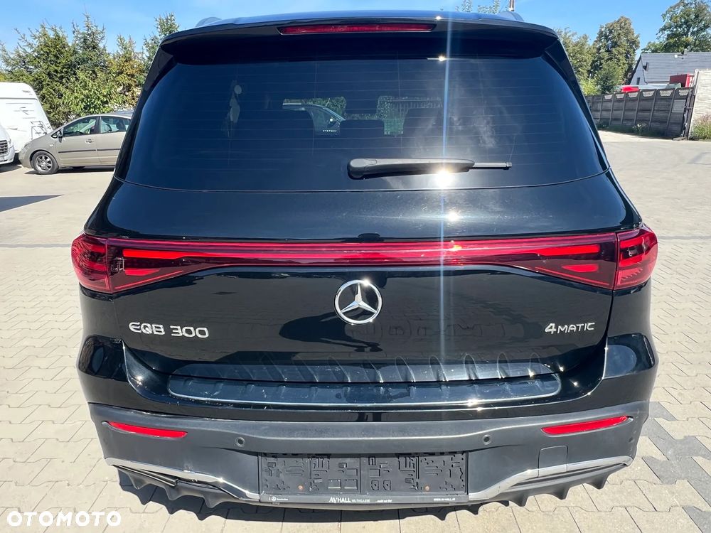 Mercedes-Benz EQB - 6