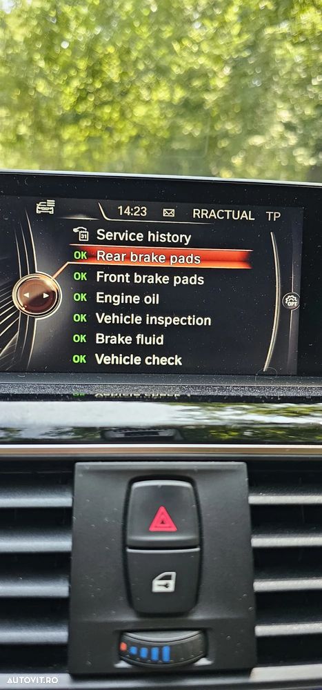BMW Seria 3 316d Sport Line - 10