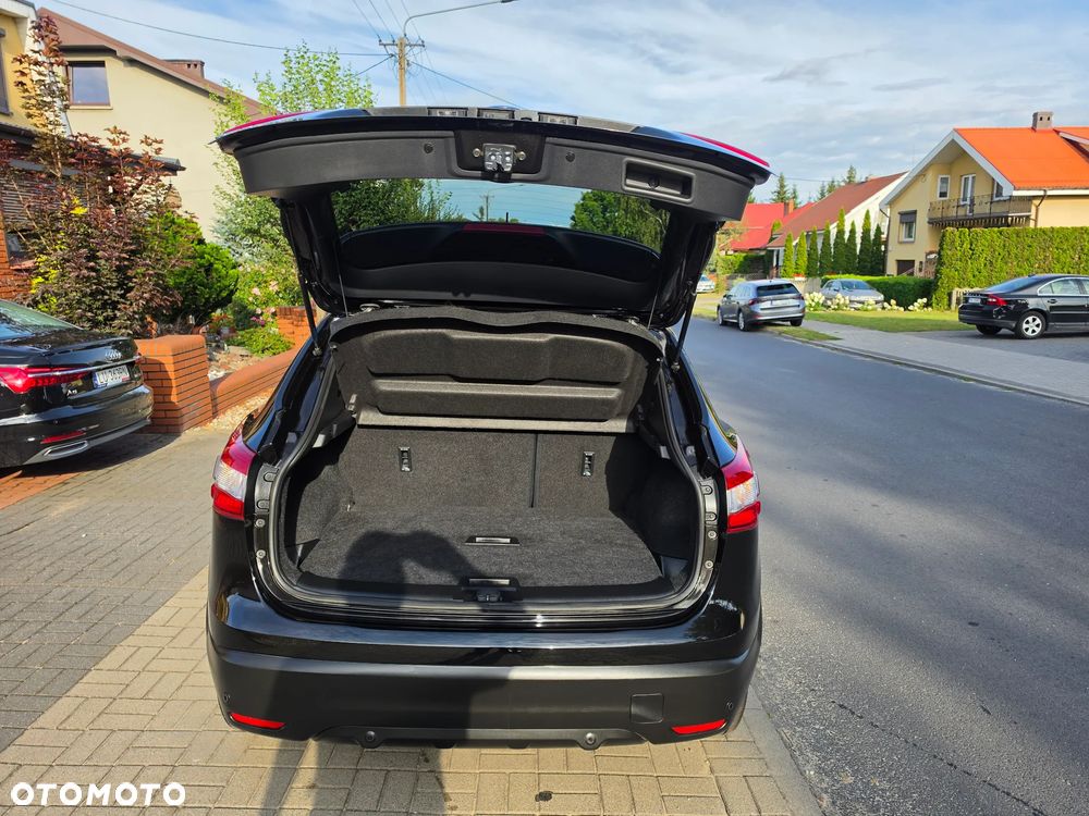 Nissan Qashqai 1.6 DIG-T 360 - 27