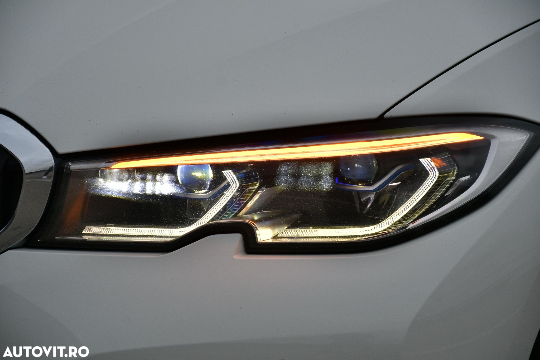 BMW Seria 3 320d Touring Aut. Sport Line - 14