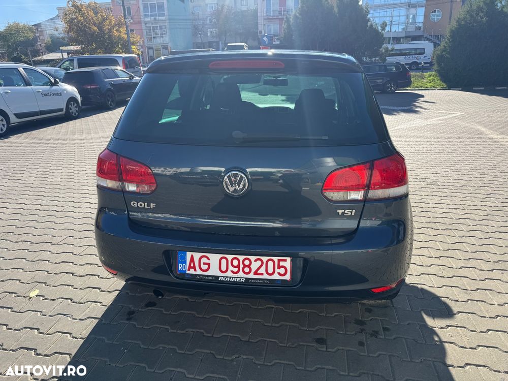 Volkswagen Golf - 34