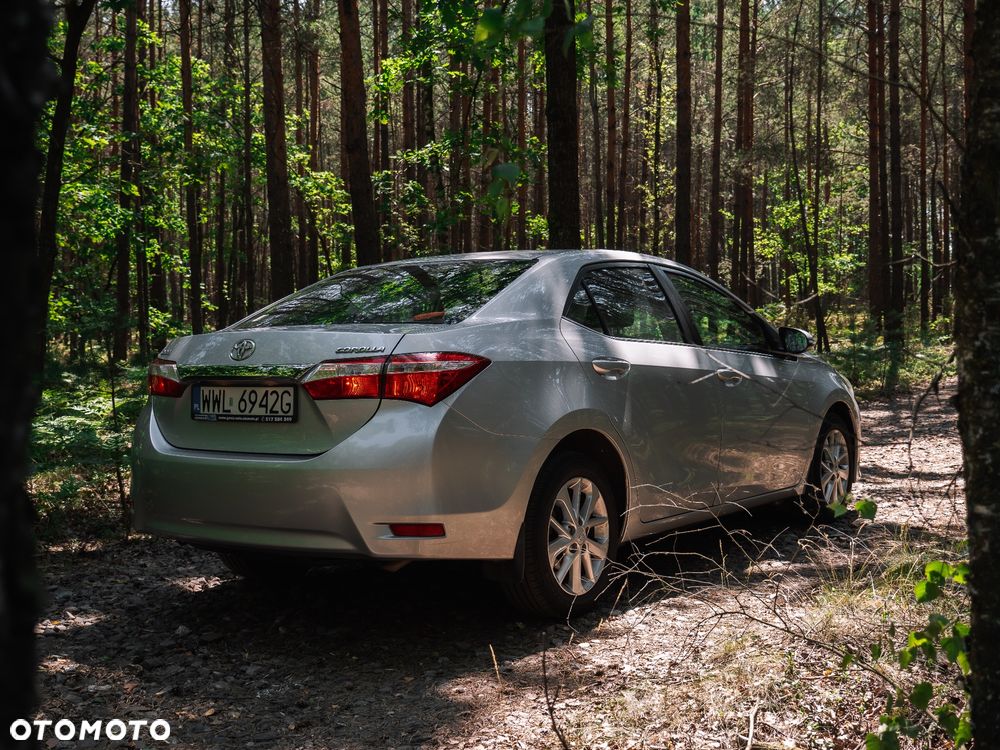 Toyota Corolla - 11