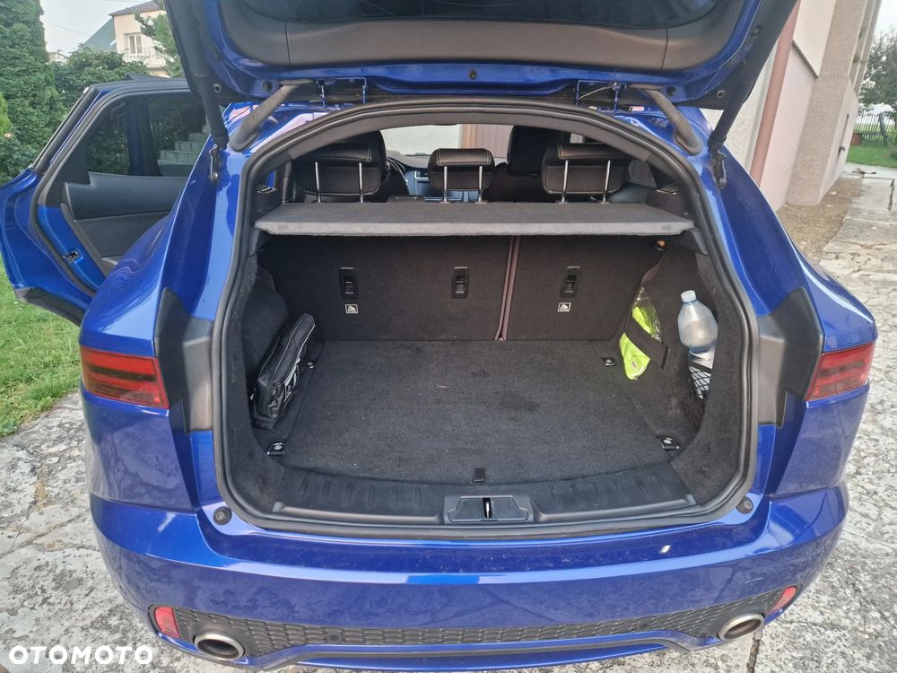 Jaguar E-Pace 2.0 i4P AWD R-Dynamic HSE - 10