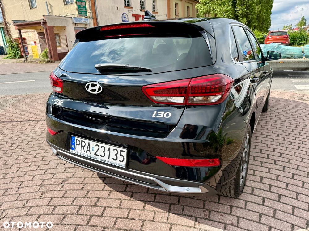 Hyundai i30 1.5 T-GDI 48V-Hybrid Advantage - 23