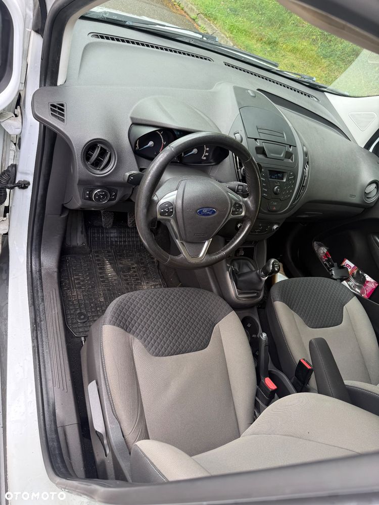 Ford Tourneo Courier 1.5 TDCi Trend - 12