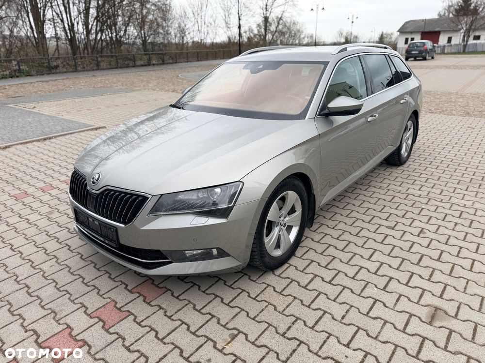 Skoda Superb 2.0 TDI 4x4 DSG Premium Edition - 2
